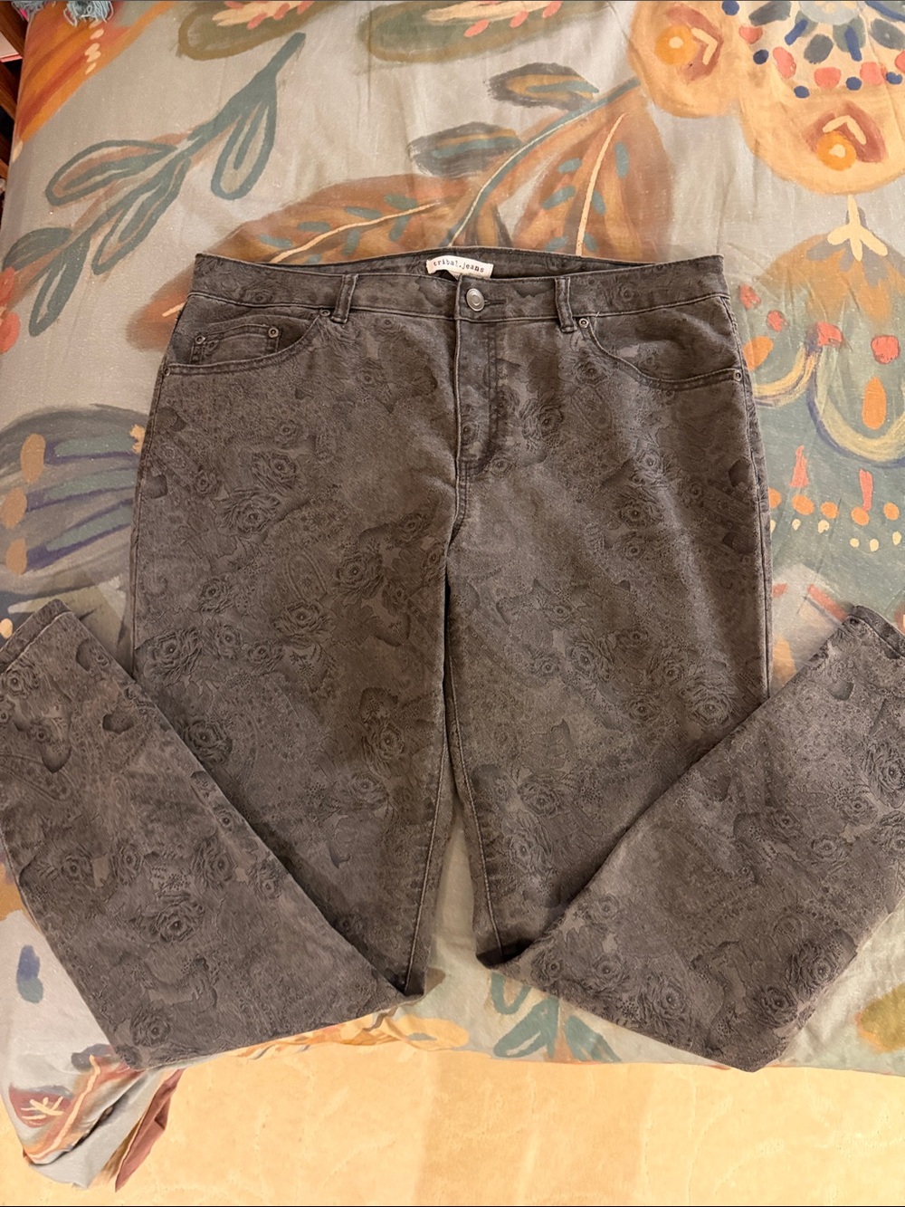 Tribal Women's Gray Straight-Leg Jeans with Subtle Floral Pattern 14